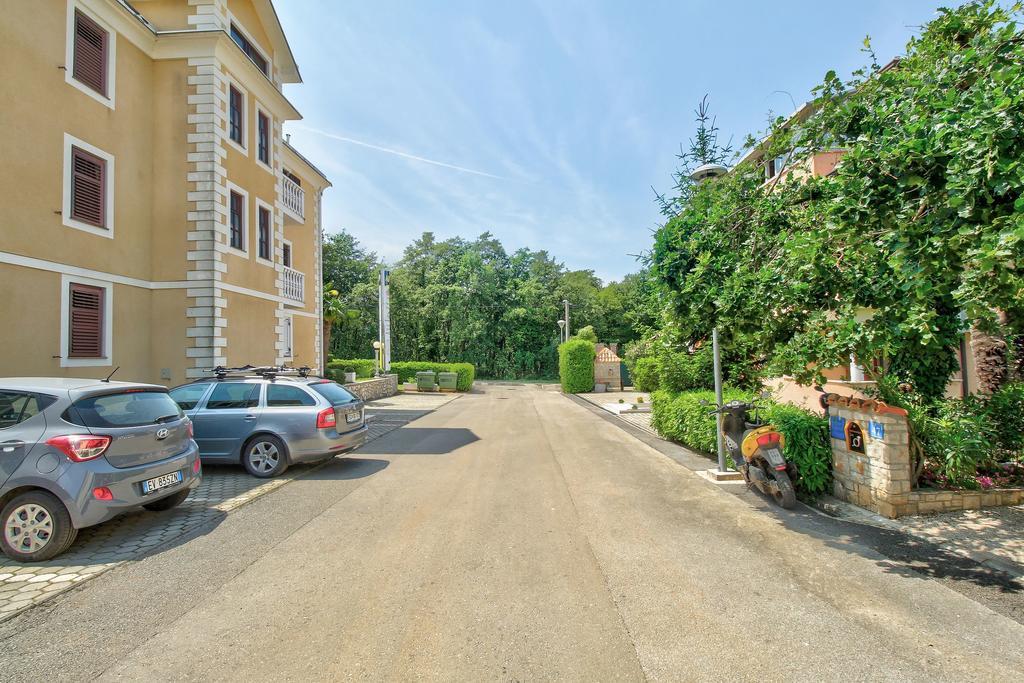 Apartments Vera Umag Exterior photo